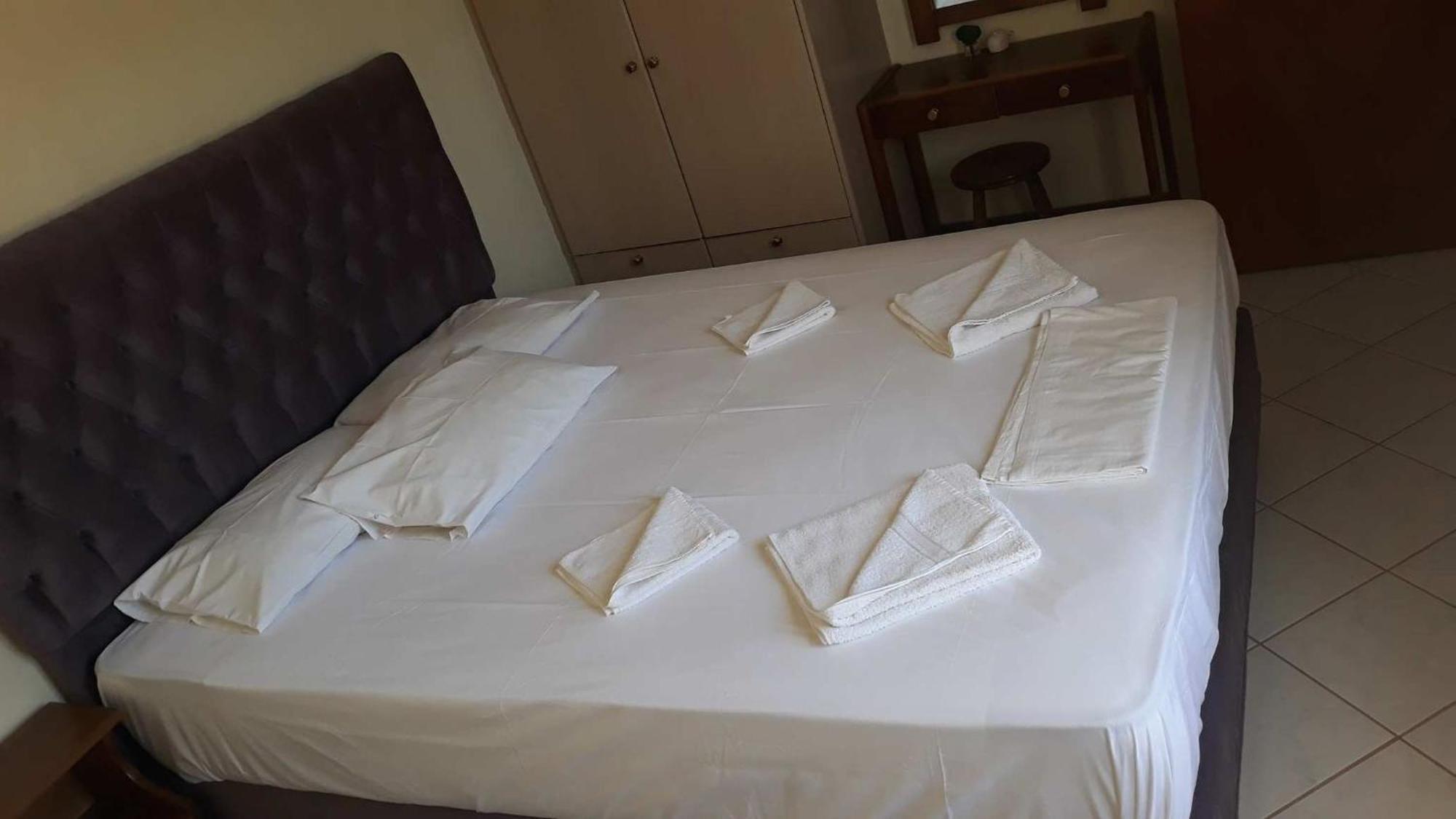 Pela Apartments Sissi Dış mekan fotoğraf